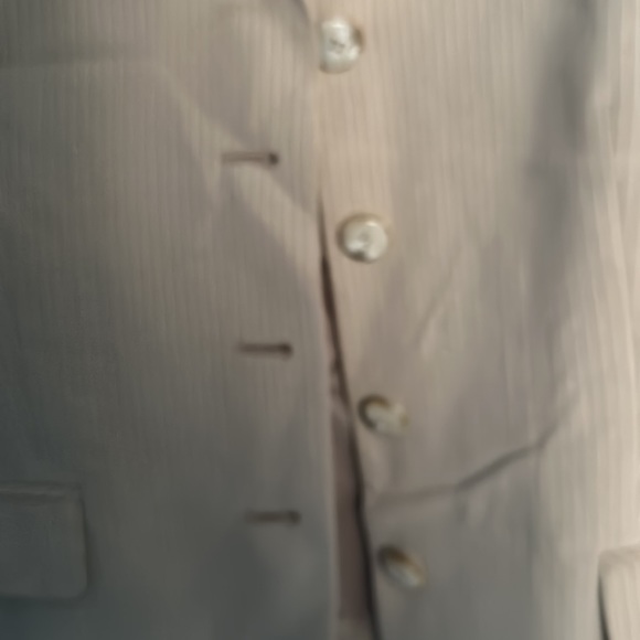 Tan Jones New York blazer with faux pockets and button closure Size: 14 - Picture 7 of 9